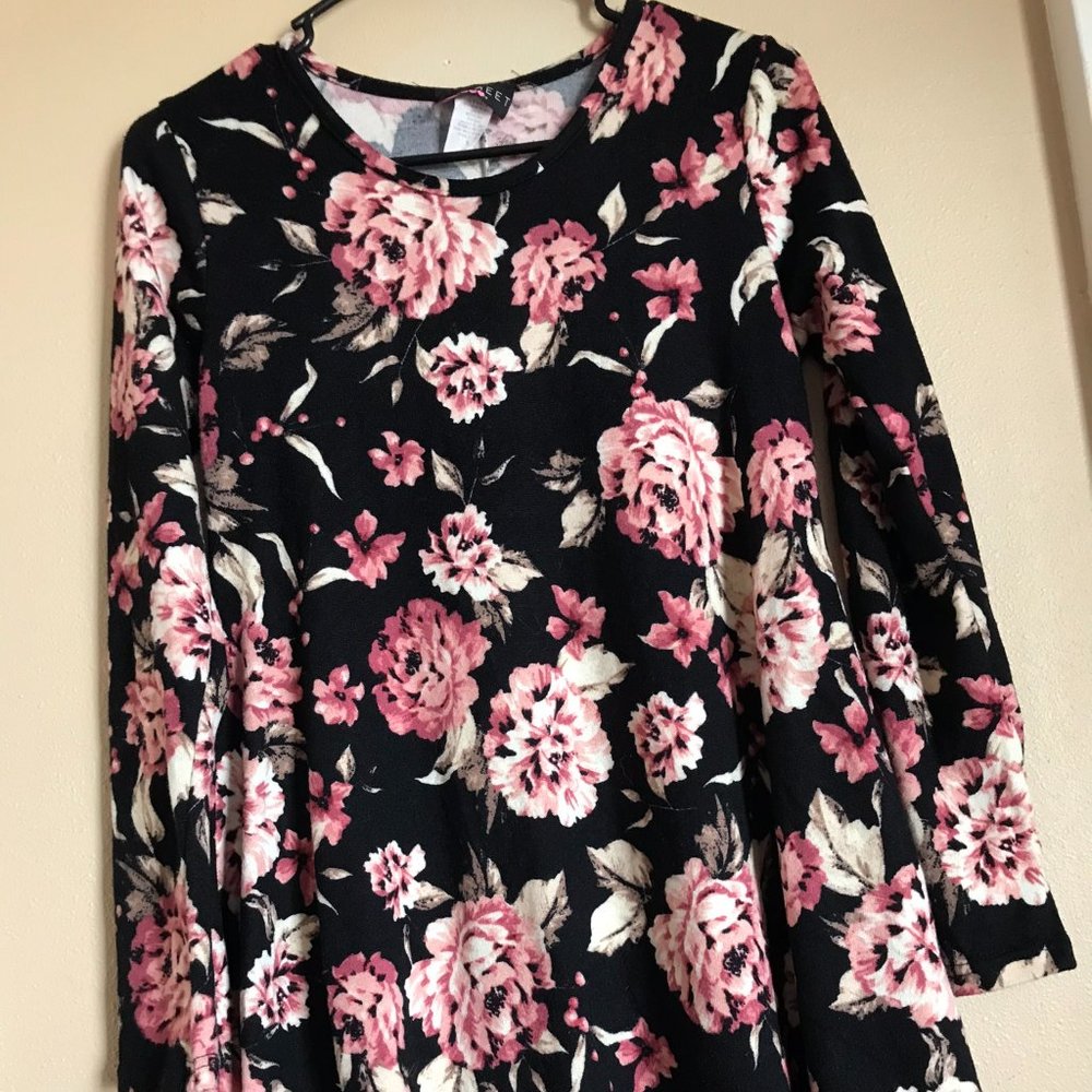 black dress w/ roses